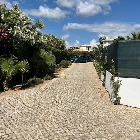 Villa Ben - Private Pool Garden, Sun Day