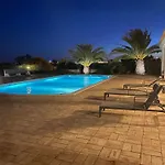 Ben - Private Pool Garden, Sun Day * Albufeira